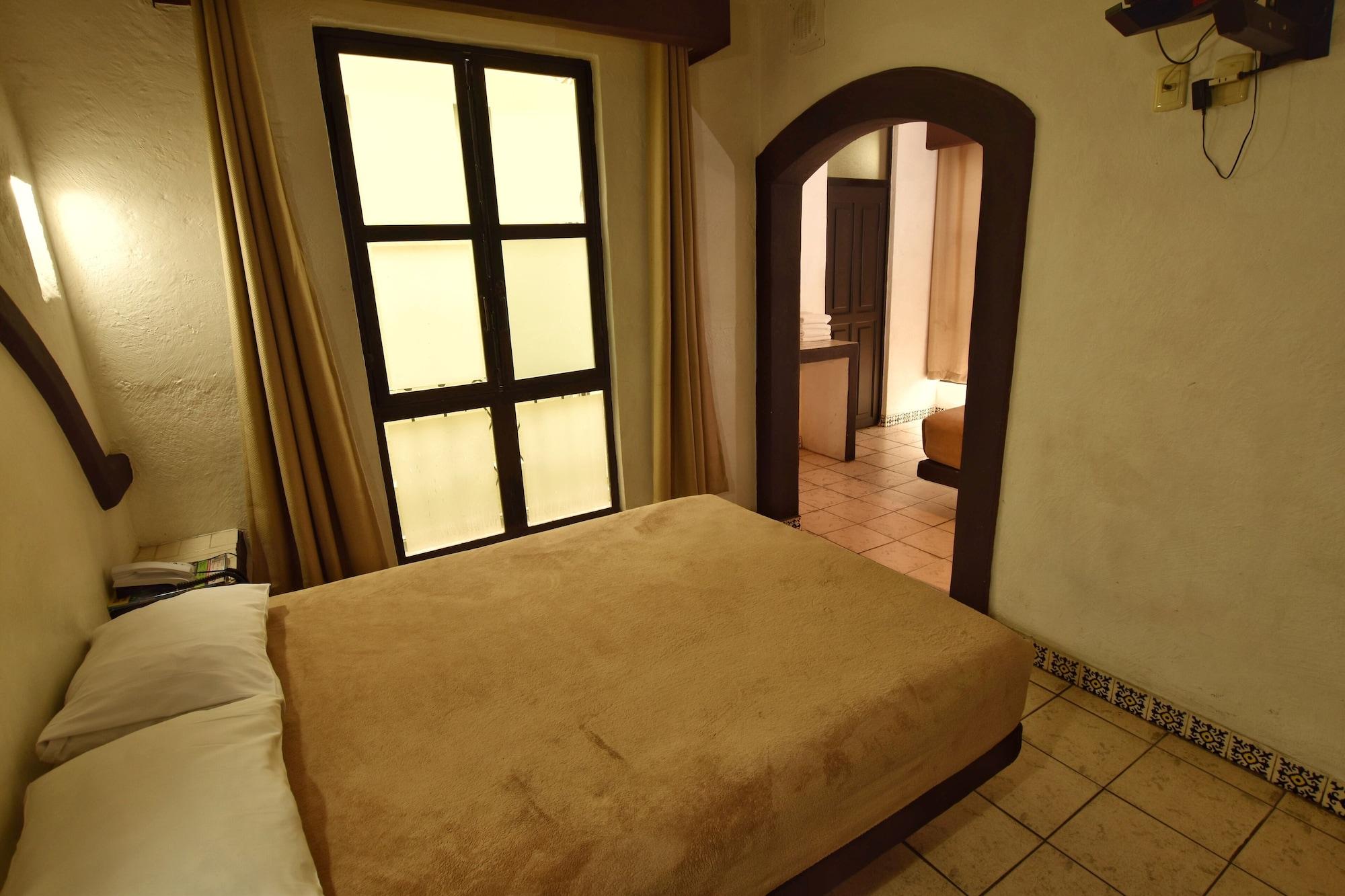 Hotel Plaza Morelia Exterior foto
