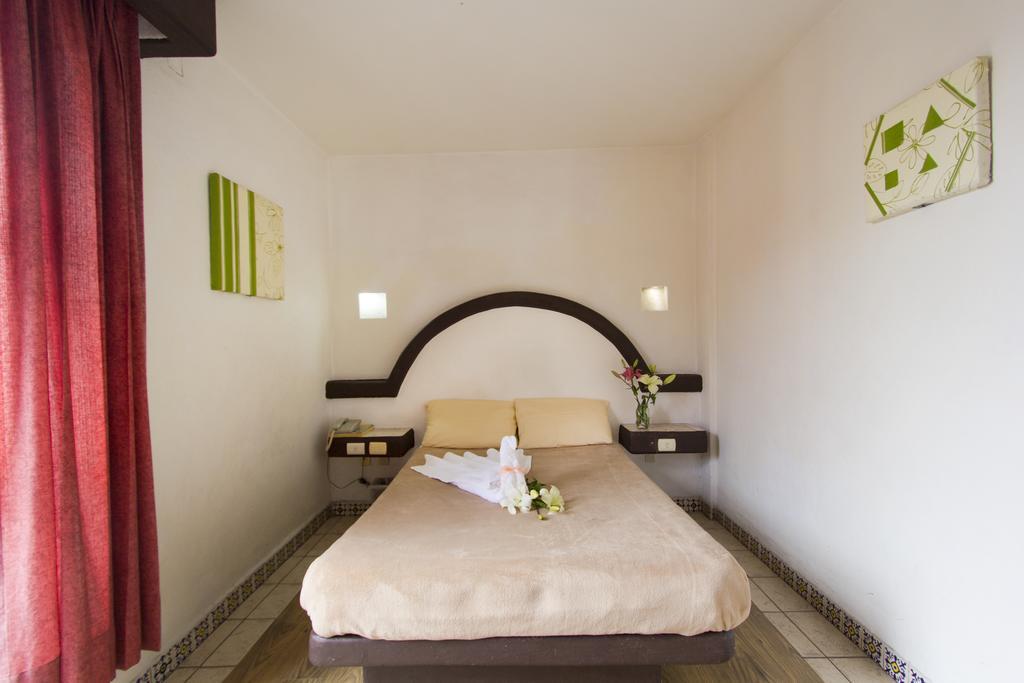 Hotel Plaza Morelia Exterior foto